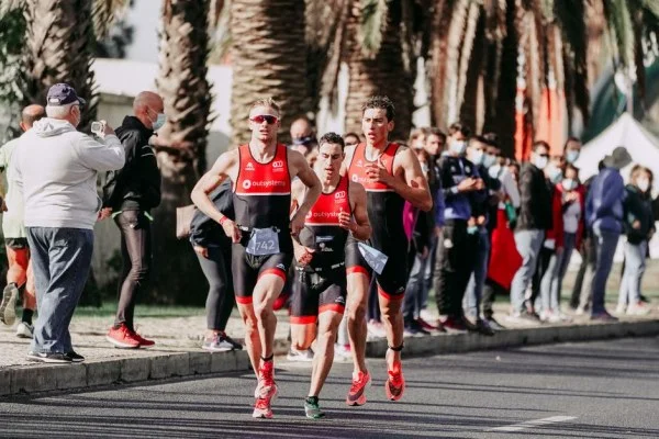 triathlon running race